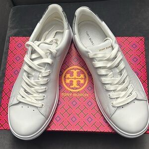 TORY BURCH New Howell Court Smooth Calf Leather/ Metallic Leather White Sneaker